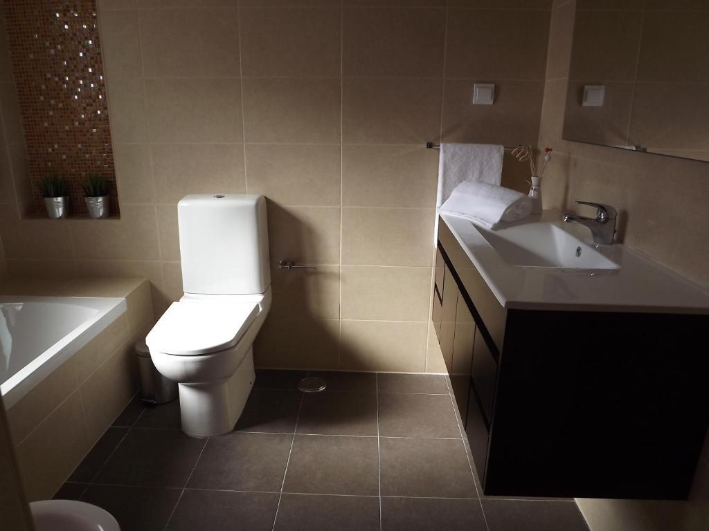 Entrecubos Guesthouse Olhao Room photo